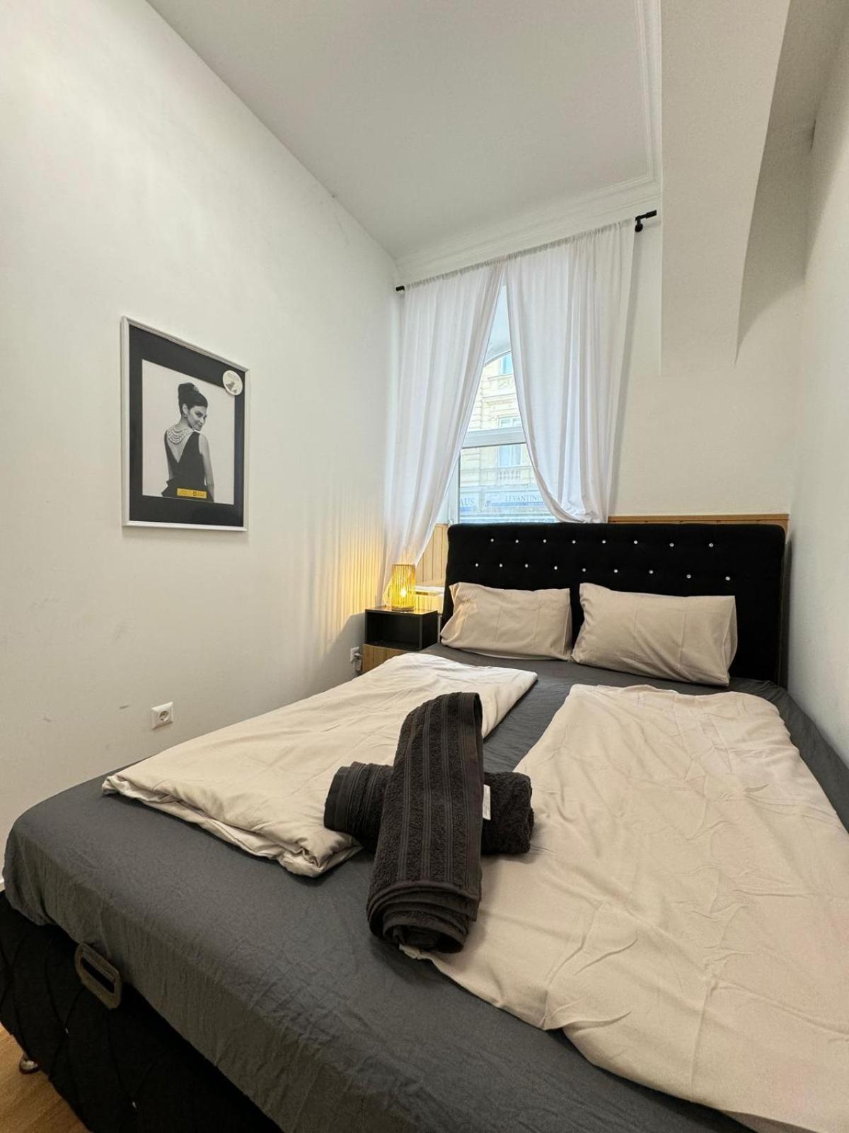 Comfy Rooms In A Shared Apt, 8Min To Rathausplatz Вена Экстерьер фото