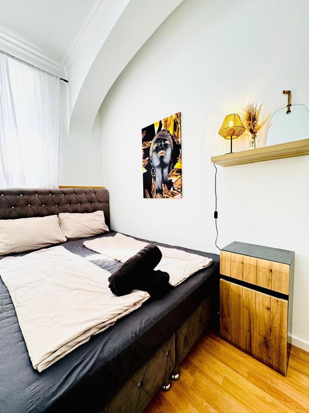 Comfy Rooms In A Shared Apt, 8Min To Rathausplatz Вена Экстерьер фото